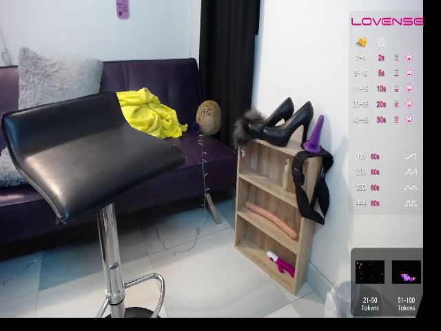 Live sex webcam photo for Hotpurpleone #273423661