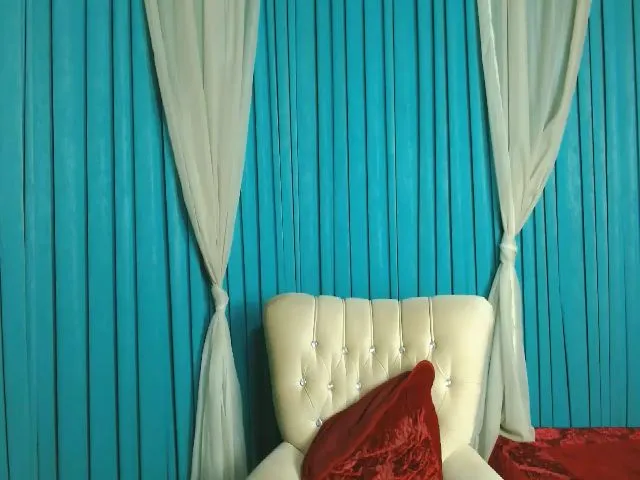 Live sex webcam photo for Hott_denisse #274051028