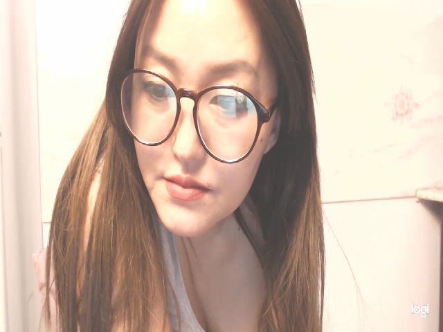 Live sex webcam photo for HrnyTeacher #271715401