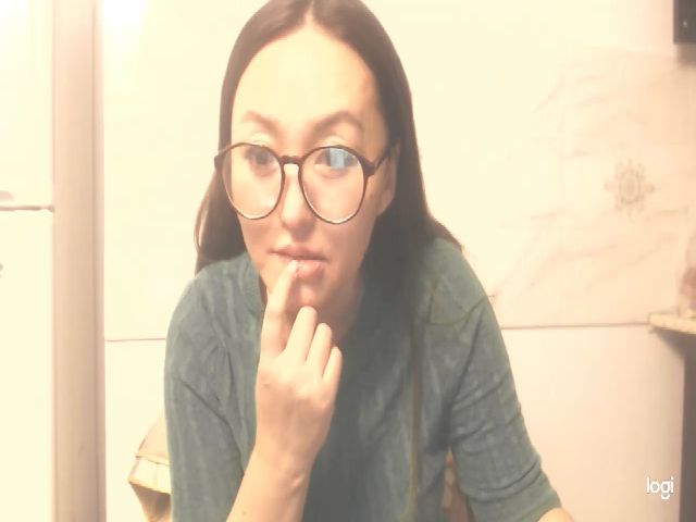 Live sex webcam photo for HrnyTeacher #272517691