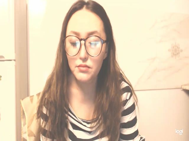 Live sex webcam photo for HrnyTeacher #272578846