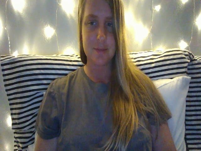 Live sex webcam photo for HufflepuffHoe #271989222