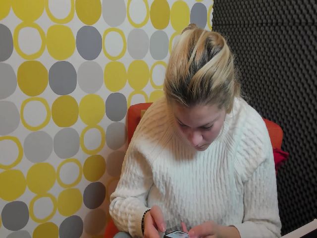 Live sex webcam photo for HugeBoobsErin #272276209