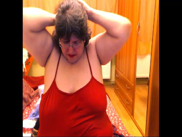 Live sex webcam photo for HugeTitsShow #273341727