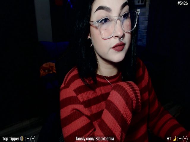 Live sex webcam photo for IBlackDahlia #272134053