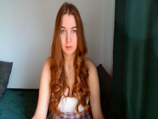 Live sex webcam photo for IFlowersGirl #274085497