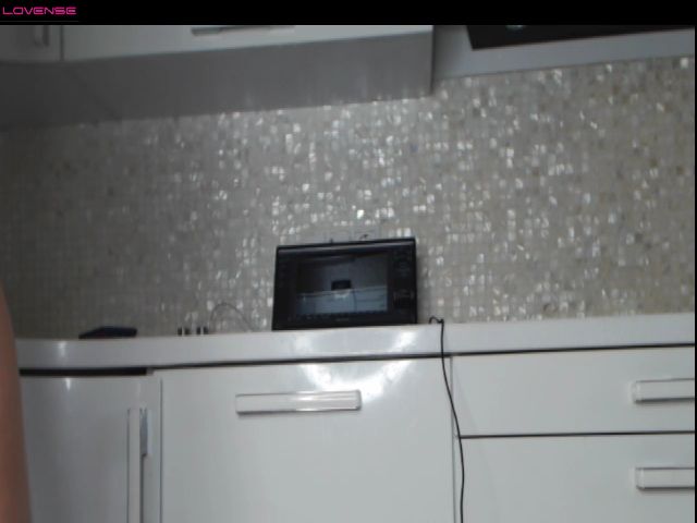 Live sex webcam photo for ILONA_FOX #274078920