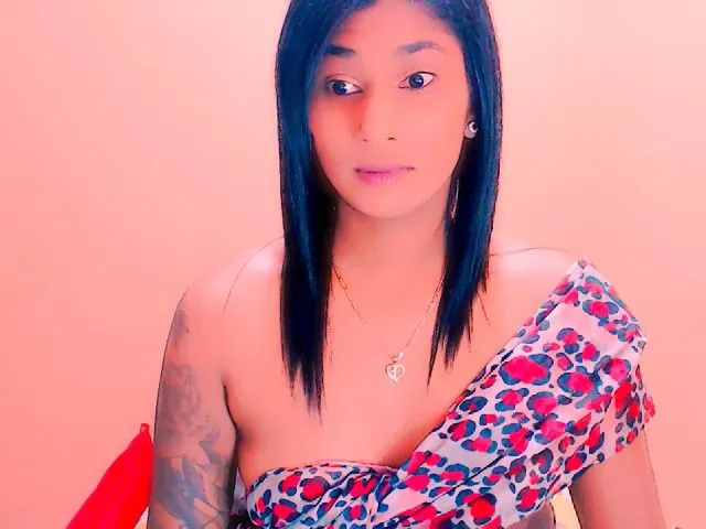 Live sex webcam photo for INDIANGOLD #272588681