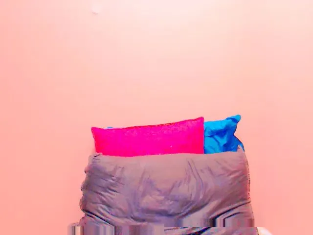 Live sex webcam photo for INDIANGOLD #272779111