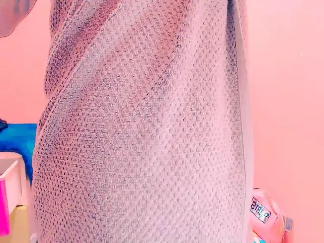 Live sex webcam photo for INDIANGOLD #273314254