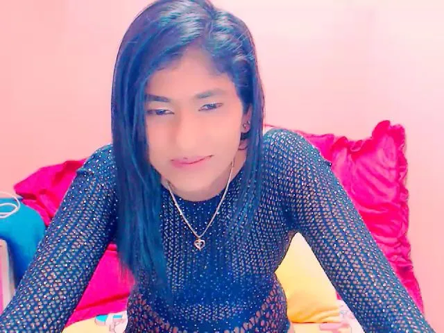 Live sex webcam photo for INDIANGOLD #273804329
