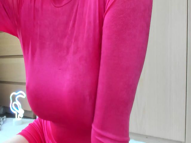 Live sex webcam photo for I_YELLALOT #274469823