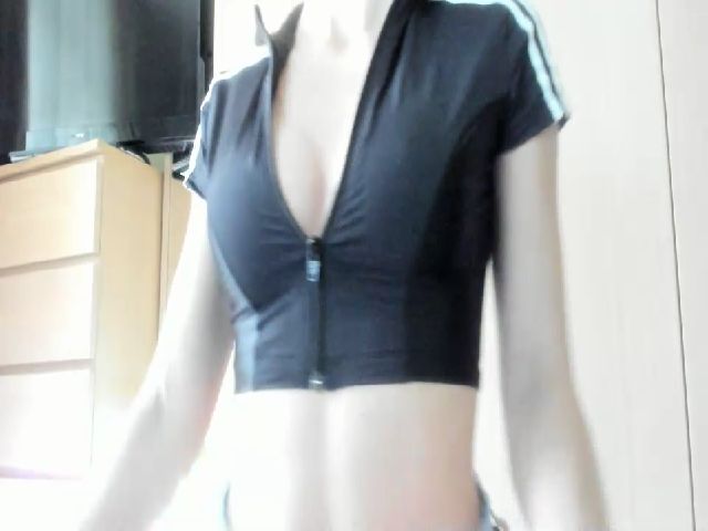 Live sex webcam photo for I_YELLALOT #274593560