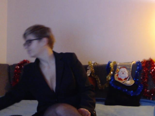 Live sex webcam photo for IamMiky #271714326