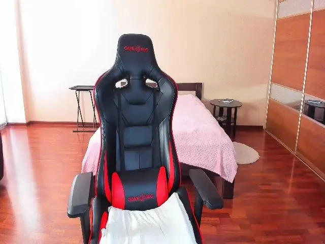 Live sex webcam photo for Iam_Sasha #272799865