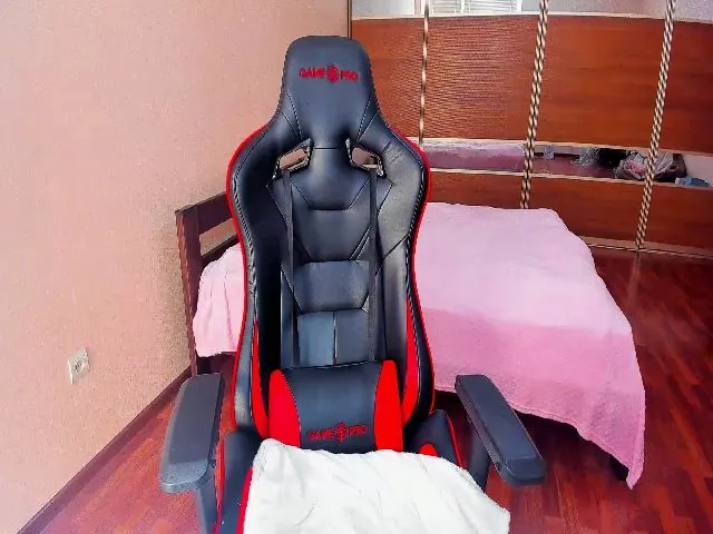 Live sex webcam photo for Iam_Sasha #272967308