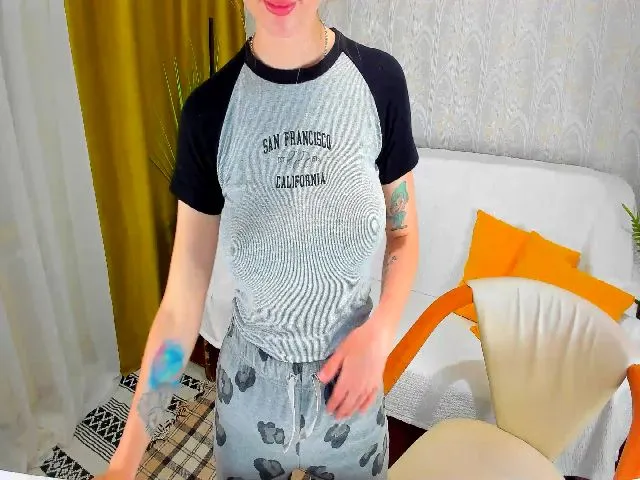 Live sex webcam photo for Iam_Sasha #273290476