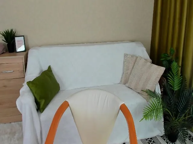 Live sex webcam photo for Iam_Sasha #274039092