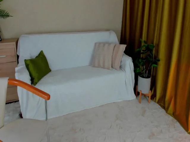 Live sex webcam photo for Iam_Sasha #274317646