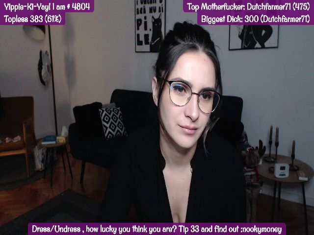 Live sex webcam photo for IgotCookies #272106008