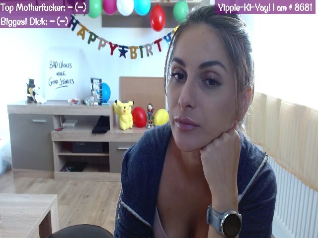 Live sex webcam photo for IgotCookies #274704704