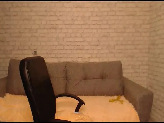 Live sex webcam photo for IlariaCetoa #272013224