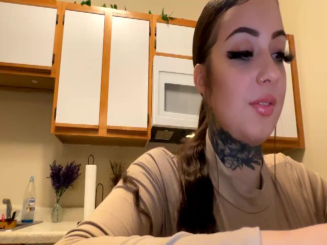 Live sex webcam photo for IllusionBby #272118685