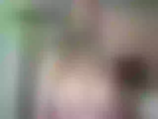 Live sex webcam photo for ImSattine #272495376