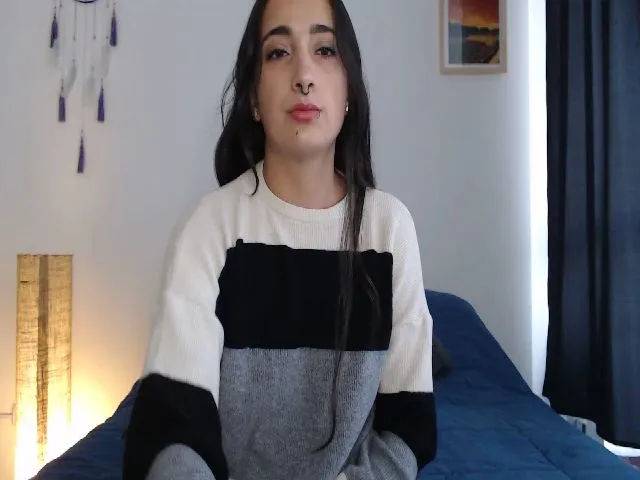 Live sex webcam photo for Im_Alicia #287897348