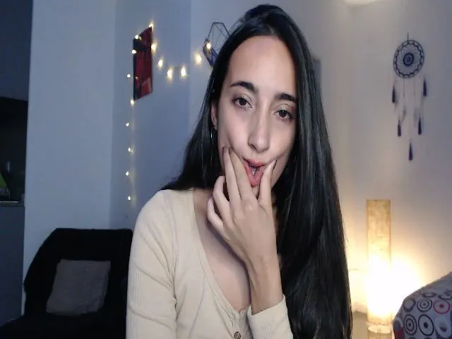 Live sex webcam photo for Im_Alicia #287897380