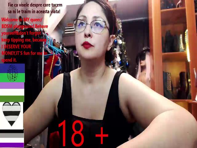 Live sex webcam photo for ImperatrizaS #271787014