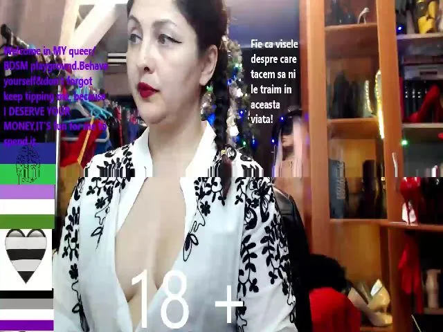 Live sex webcam photo for ImperatrizaS #271806602