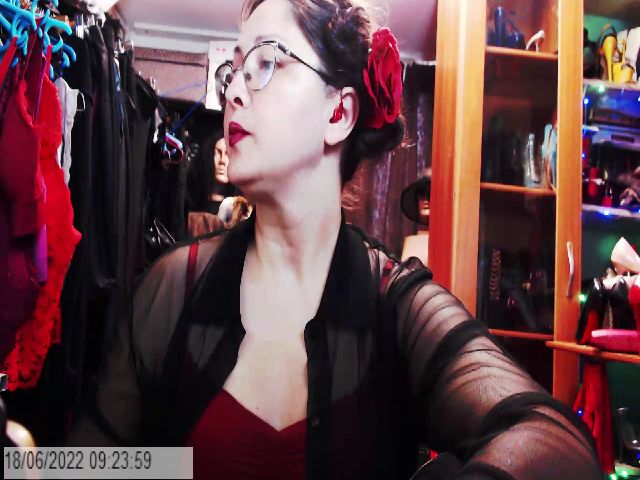 Live sex webcam photo for ImperatrizaS #273783517