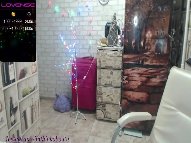 Live sex webcam photo for Imthinkaboutu #271729942