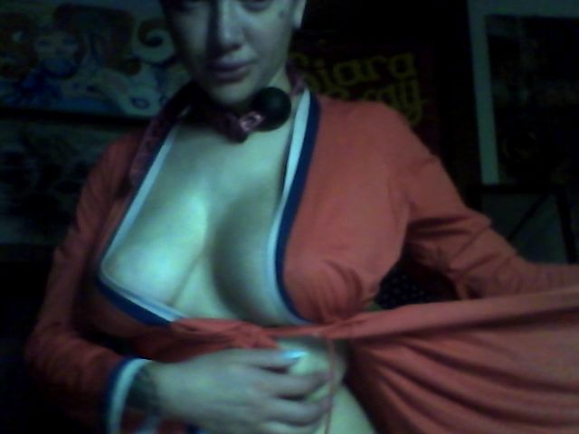 Live sex webcam photo for Indee_genue #273857328