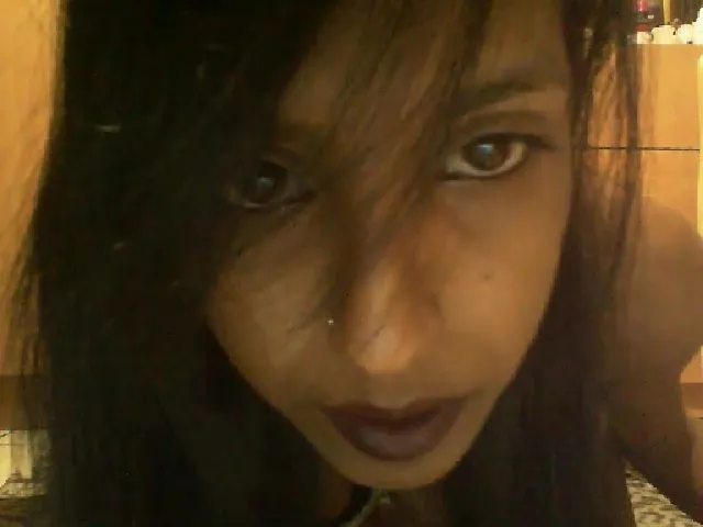 Live sex webcam photo for IndianCreamM #273950878