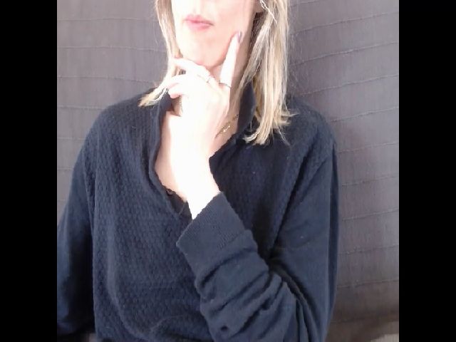 Live sex webcam photo for IndianaBella #273325373