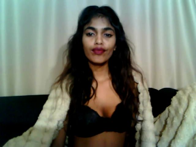 Live sex webcam photo for Indianangel69 #274411312