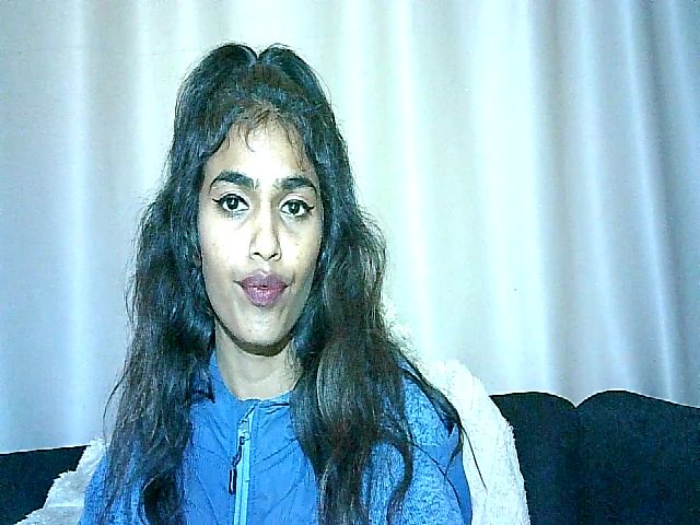 Live sex webcam photo for Indianangel69 #274412933