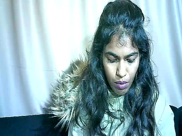 Live sex webcam photo for Indianangel69 #274522601