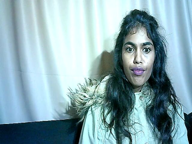 Live sex webcam photo for Indianangel69 #274522761