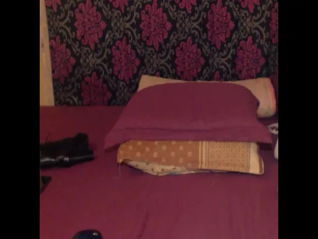 Live sex webcam photo for Indiandolly4u #272912167