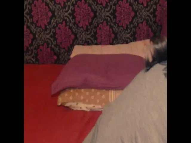 Live sex webcam photo for Indiandolly4u #273245602