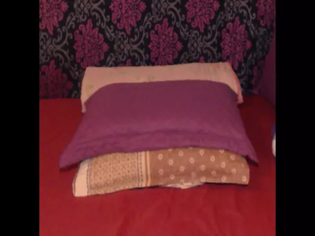 Live sex webcam photo for Indiandolly4u #273717671