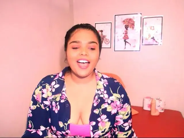 Live sex webcam photo for Indiankimmy #271906446