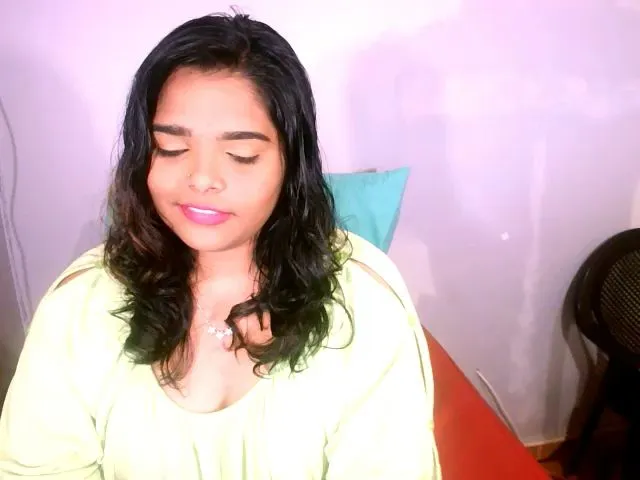 Live sex webcam photo for Indiankimmy #271930980