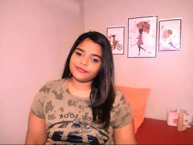 Live sex webcam photo for Indiankimmy #271952538
