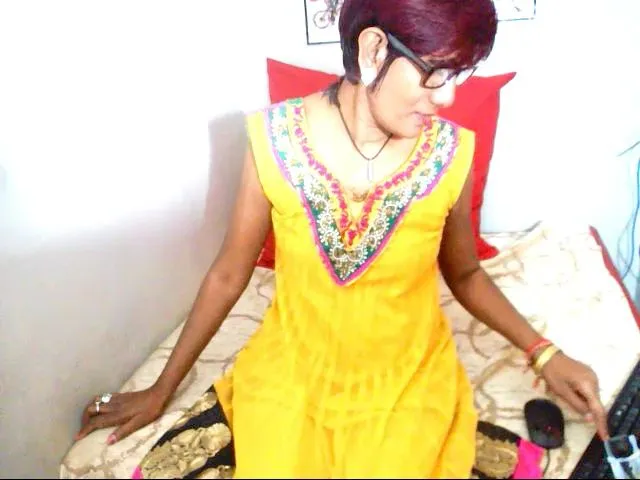 Live sex webcam photo for Indianmilf_4u #273534166