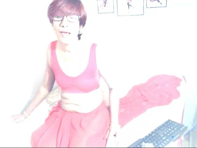 Live sex webcam photo for Indianmilf_4u #274168695