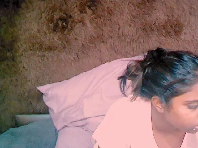 Live sex webcam photo for Indianpride #272129619